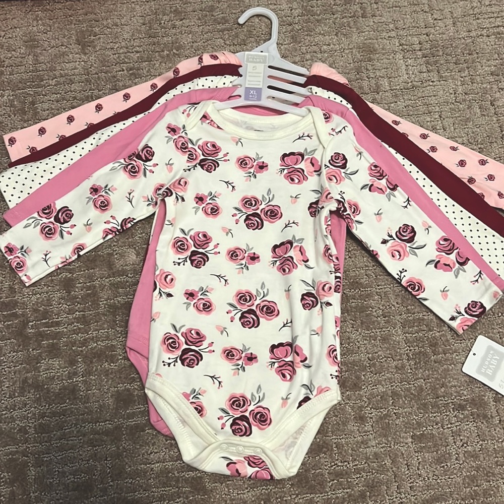 Hudson Baby Long sleeve Bodysuits 9-12mo